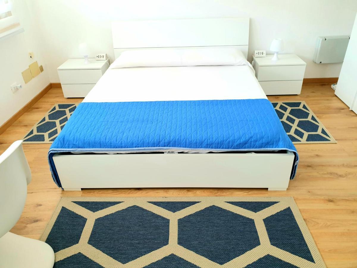 Central City Rooms Olbia Dış mekan fotoğraf