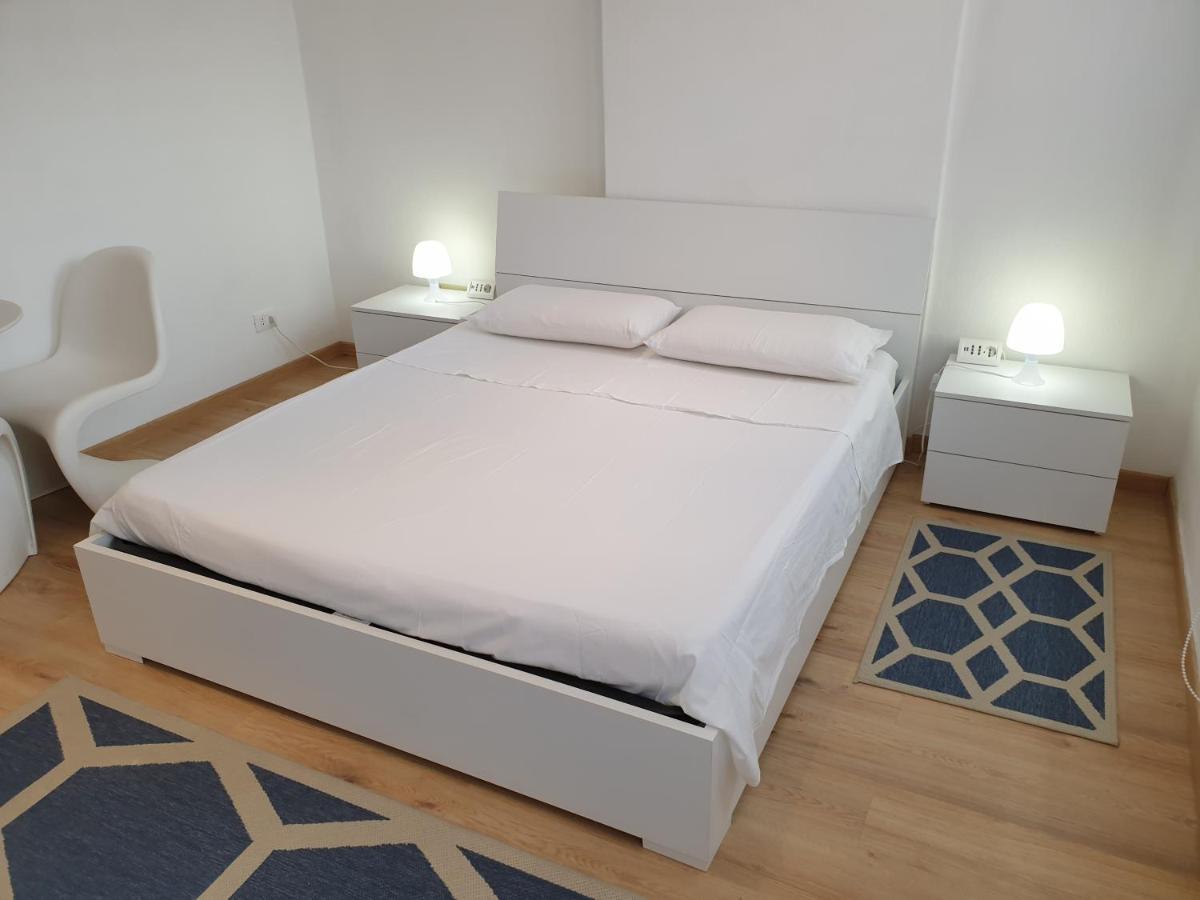 Central City Rooms Olbia Dış mekan fotoğraf